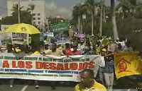 S. Domingo, Organizaciones populares protestan frente al Congreso